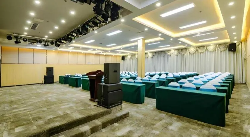 Echarm Hotel Guiyang Longdongbao International Airport Outlets