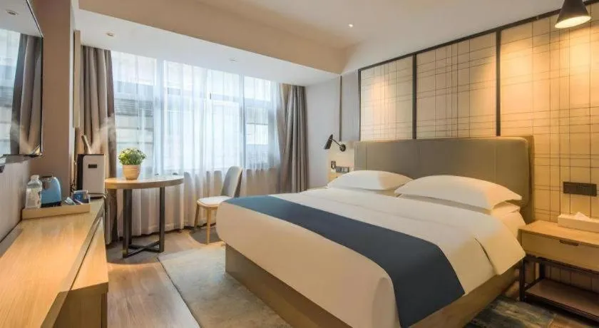 Bed in Echarm Hotel Lhasa Potala Palace