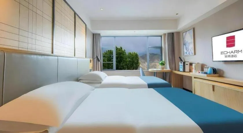Bed in Echarm Hotel Lhasa Potala Palace