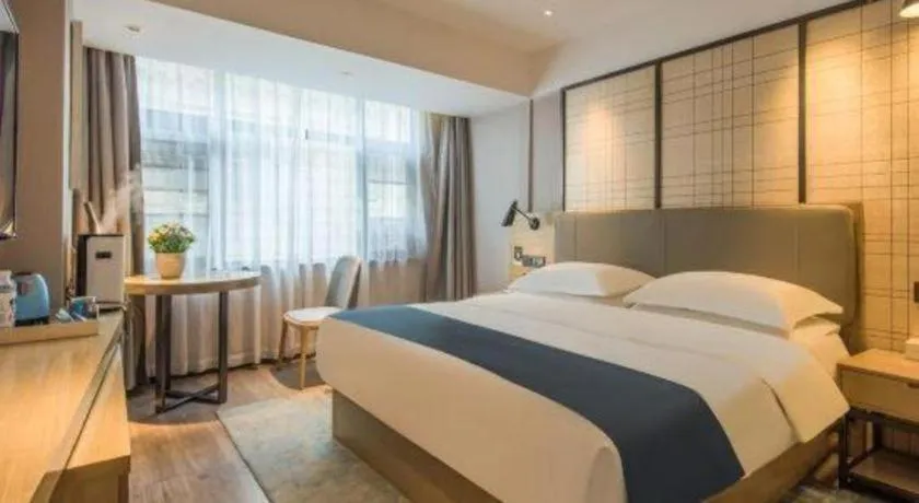 Bed in Echarm Hotel Lhasa Potala Palace