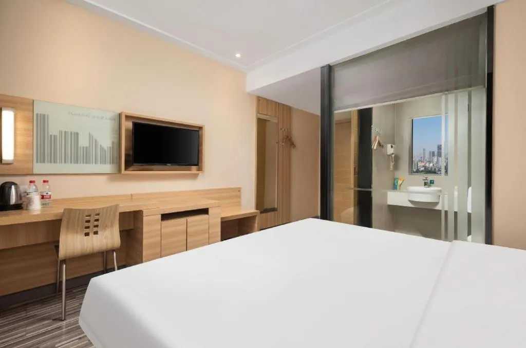 Bed in City Comfort Inn Wuhan Xudong Xiaoping Hubei University