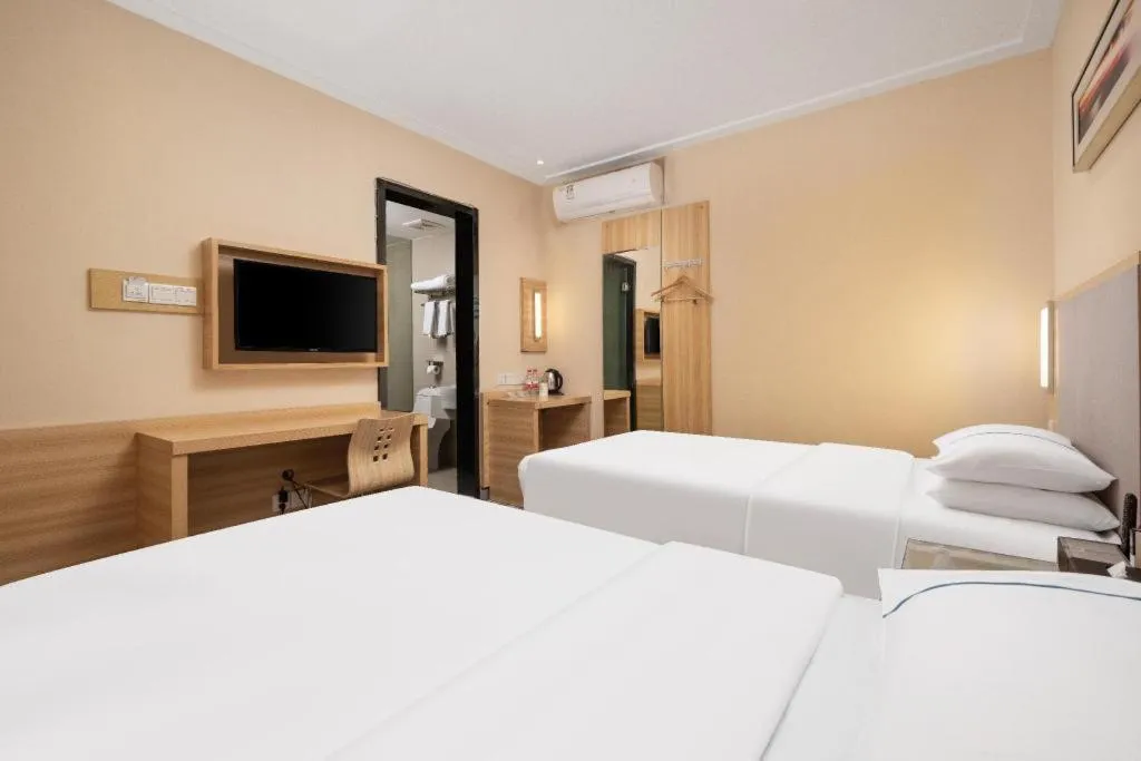 Bed in City Comfort Inn Wuhan Xudong Xiaoping Hubei University