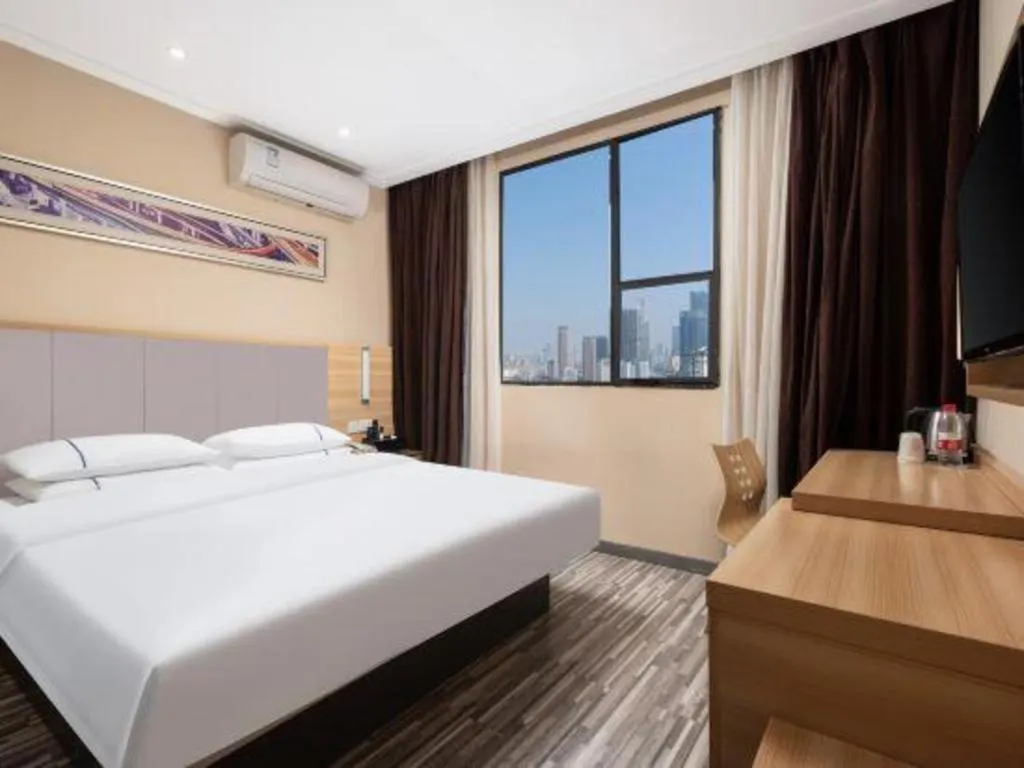 Bed in City Comfort Inn Wuhan Xudong Xiaoping Hubei University