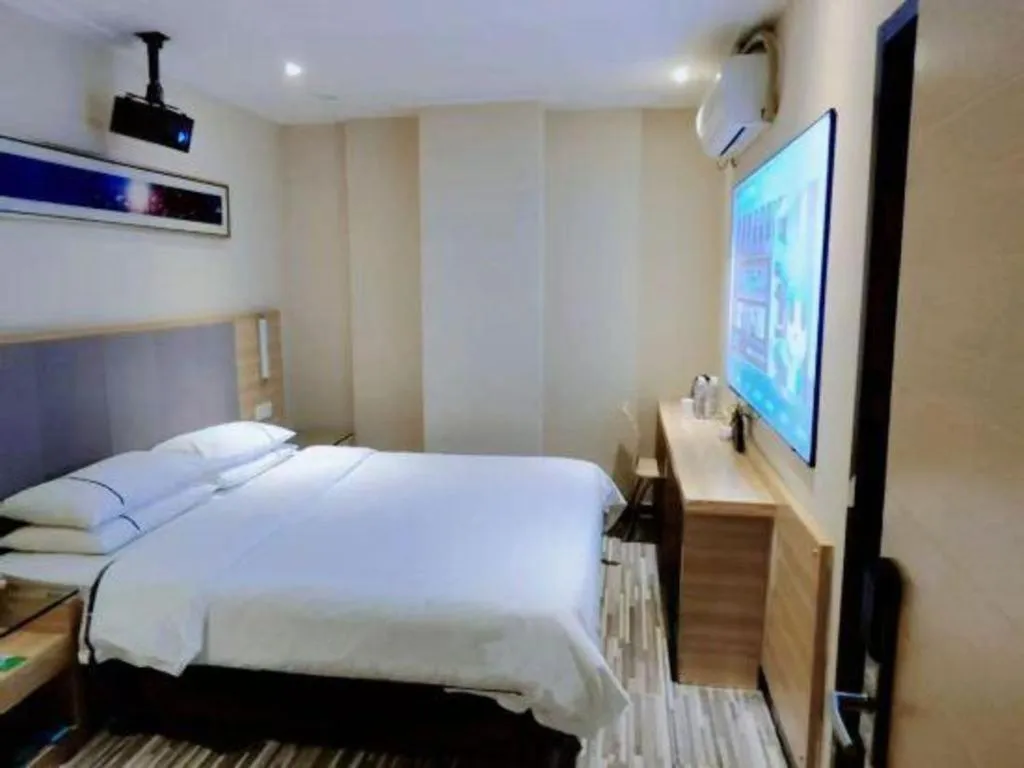 Bed in City Comfort Inn Wuhan Xudong Xiaoping Hubei University