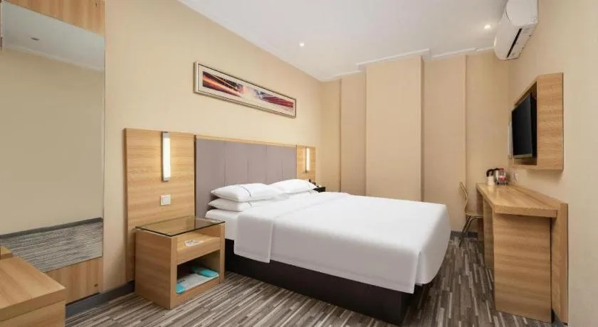 Bed in City Comfort Inn Wuhan Xudong Xiaoping Hubei University
