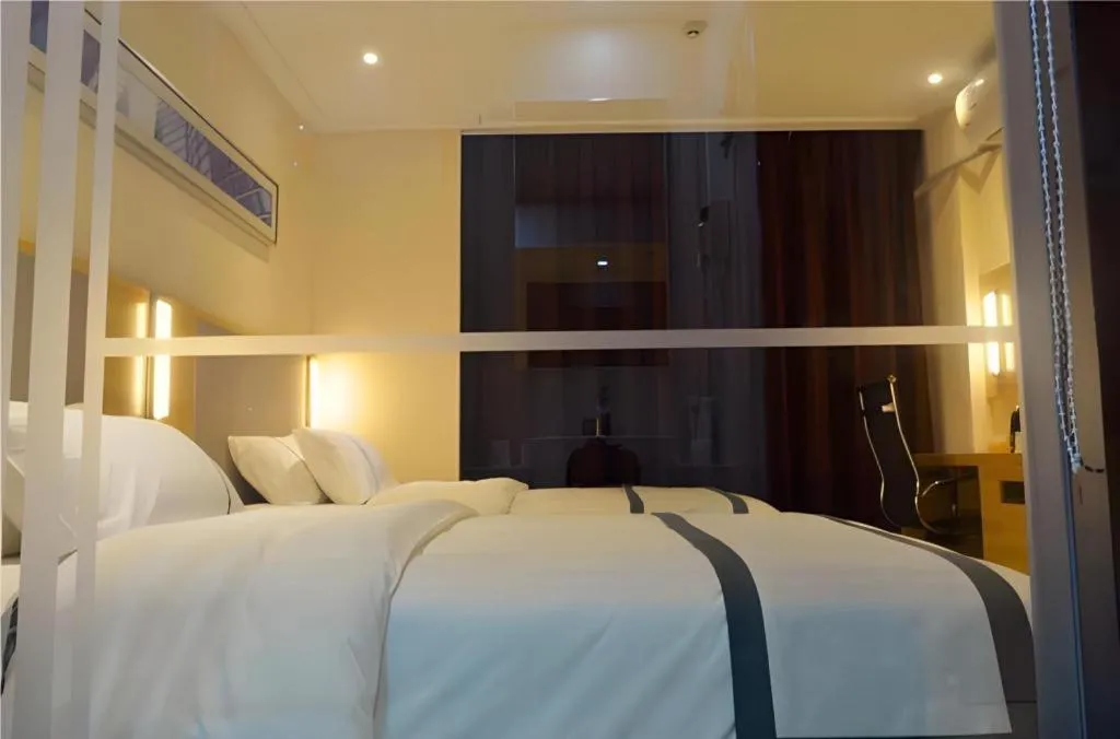 Bed in City Comfort Inn Wuhan Xudong Xiaoping Hubei University