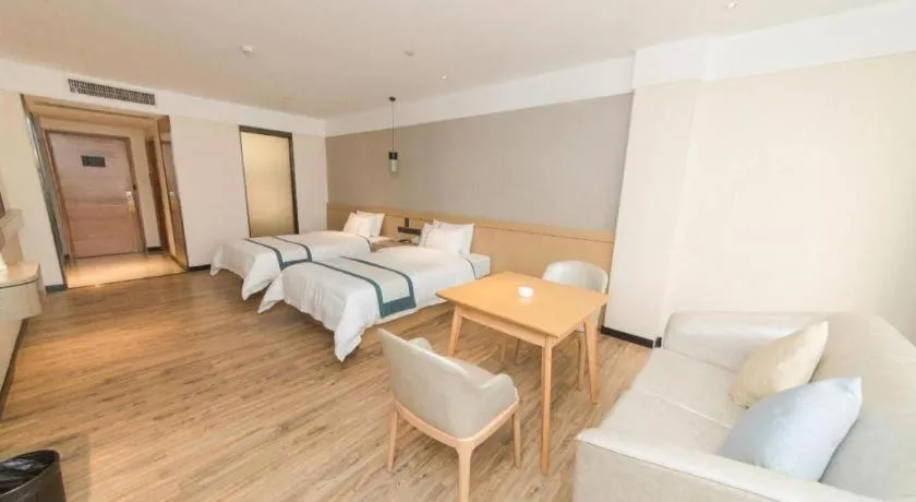 Bed in City Comfort Inn Guangzhou Panyu Qiaonan Aoyuan Plaza