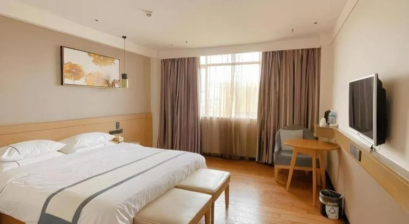 Bed in City Comfort Inn Guangzhou Panyu Qiaonan Aoyuan Plaza