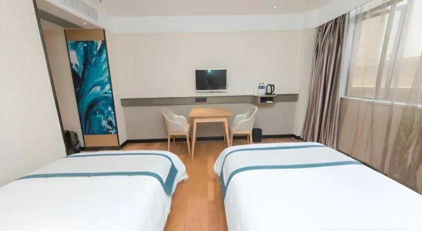 Bed in City Comfort Inn Guangzhou Panyu Qiaonan Aoyuan Plaza