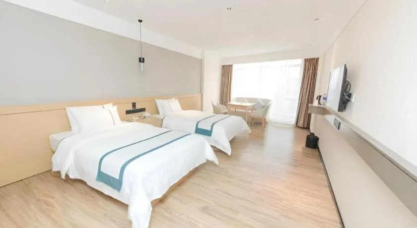 Bed in City Comfort Inn Guangzhou Panyu Qiaonan Aoyuan Plaza