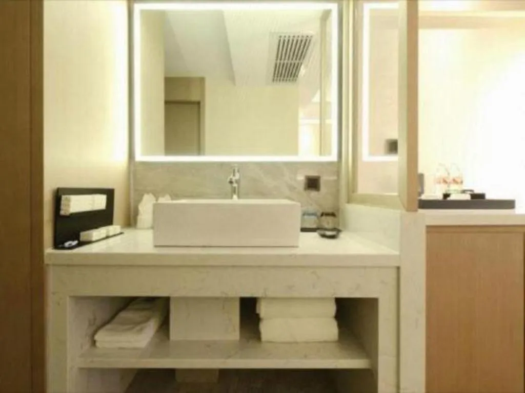 Borrman Hotel Guiyang Guanshanhu International Conference Center Metro Station