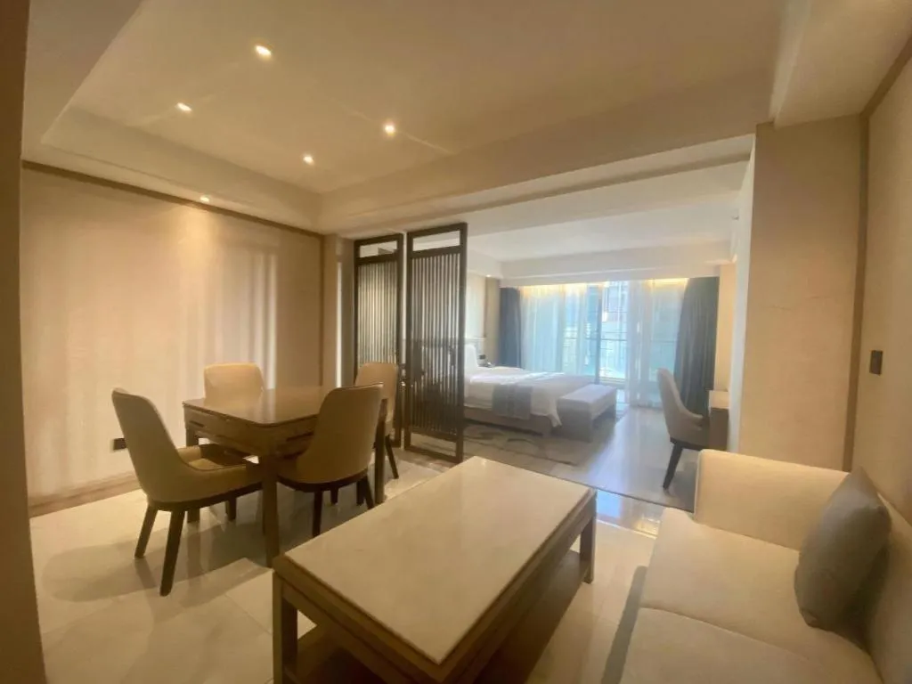 Borrman Hotel Guiyang Guanshanhu International Conference Center Metro Station