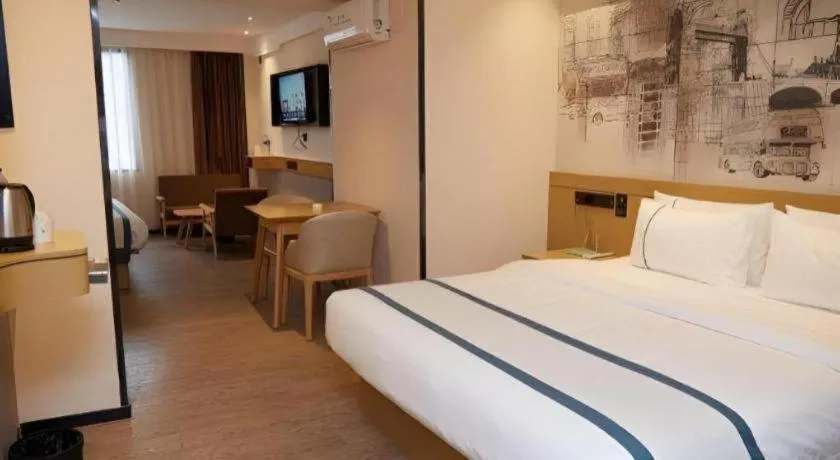 Bed in City Comfort Inn Guangzhou Shisanhang Shangxiajiu Pedestrian Street 1st Branch