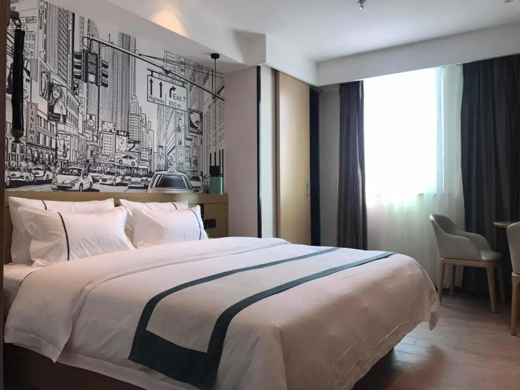 Bed in City Comfort Inn Guangzhou Shisanhang Shangxiajiu Pedestrian Street 1st Branch