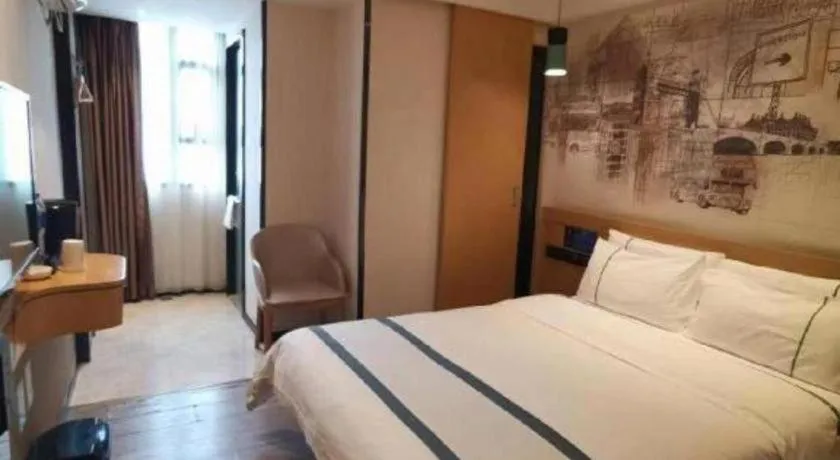 Bed in City Comfort Inn Guangzhou Shisanhang Shangxiajiu Pedestrian Street 1st Branch