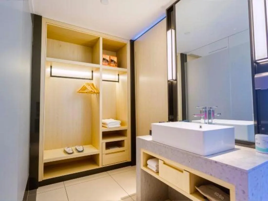 Echarm Hotel Aegean Shopping Park Zhonghuan Plaza