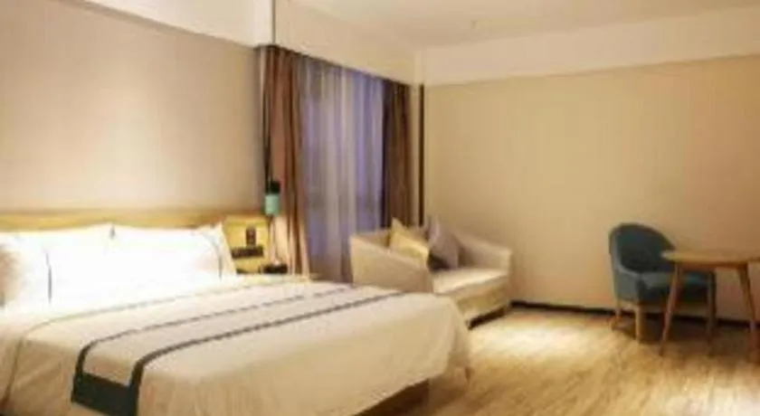 Bed in City Comfort Inn Wuhan Ikea