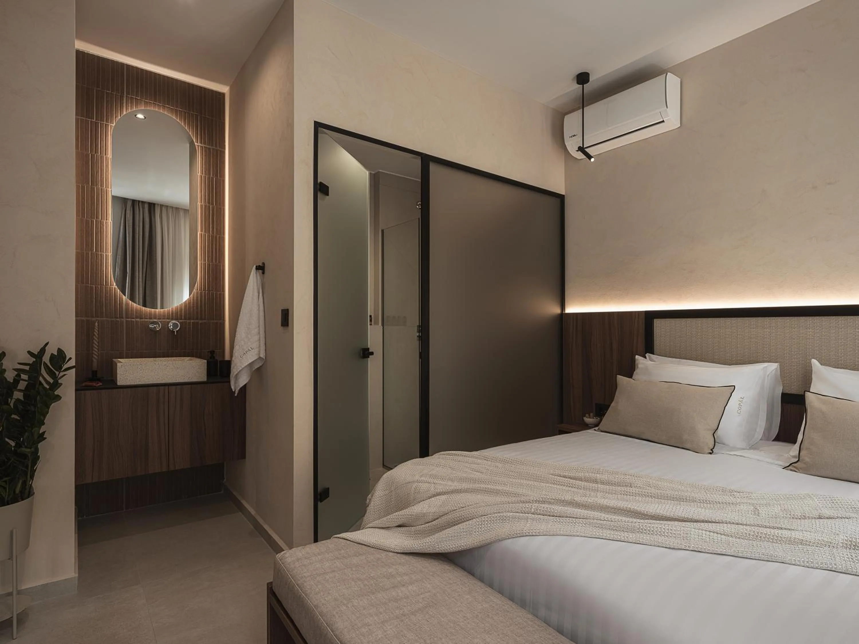 Bed in Copal Simple Staying