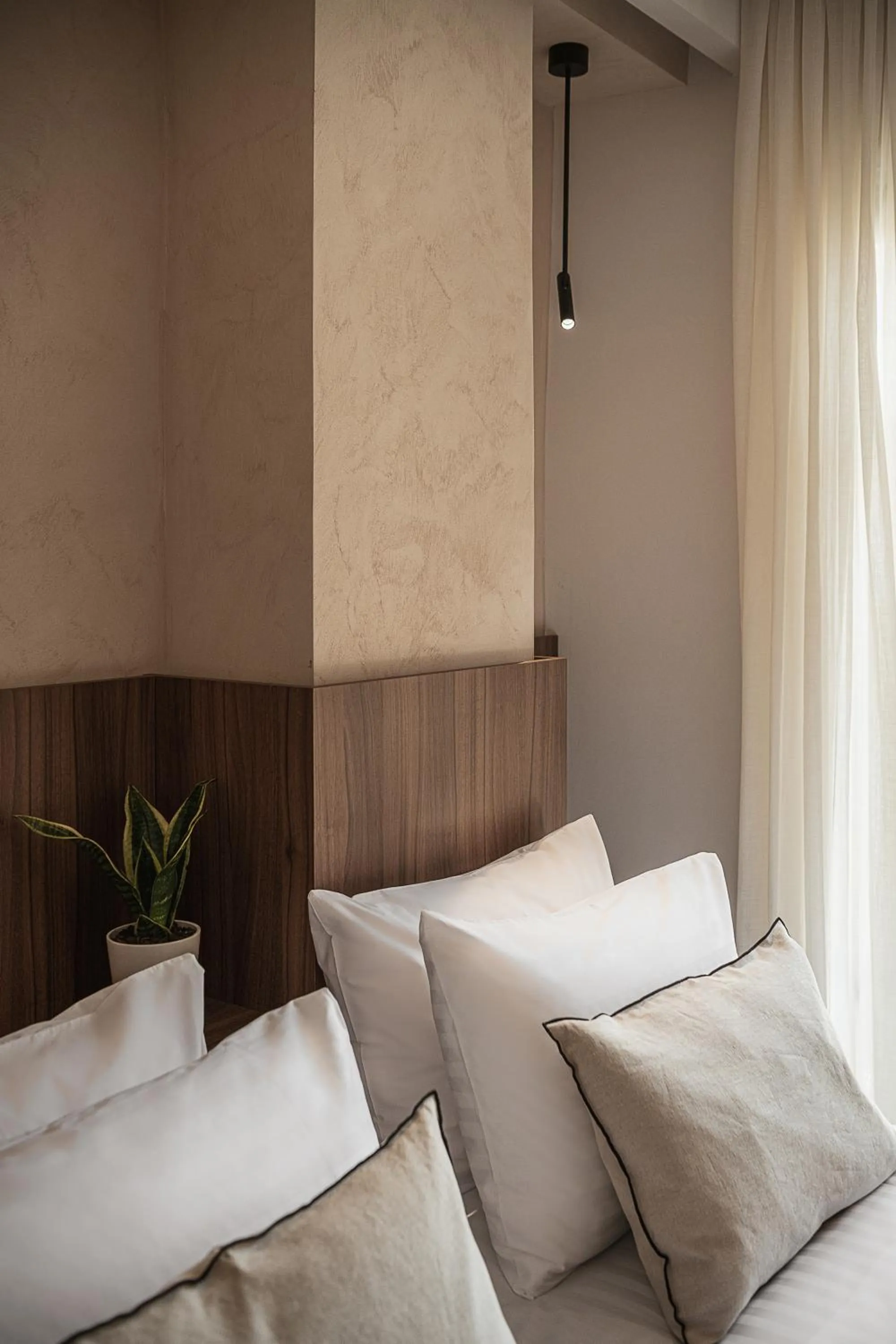 Bed in Copal Simple Staying