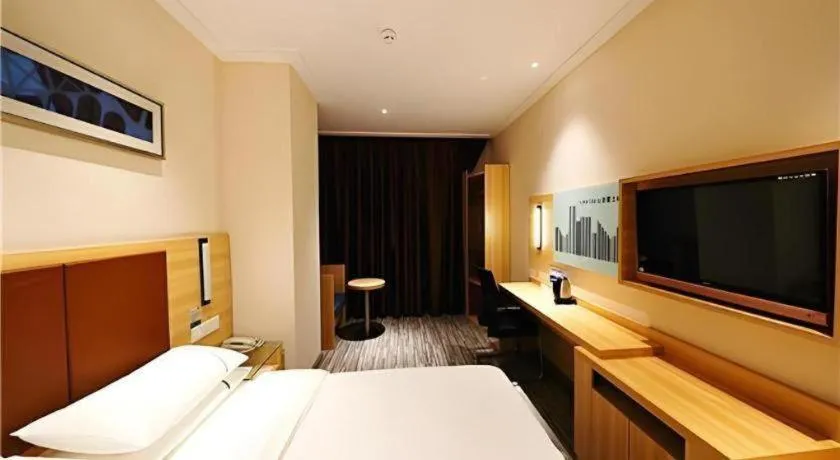 Bed in City Comfort Inn Wuhan Hankou Jiangtan