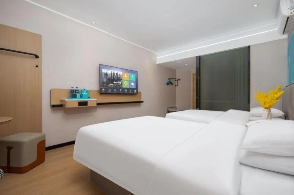 Bed in City Comfort Inn Wuhan Hankou Jiangtan