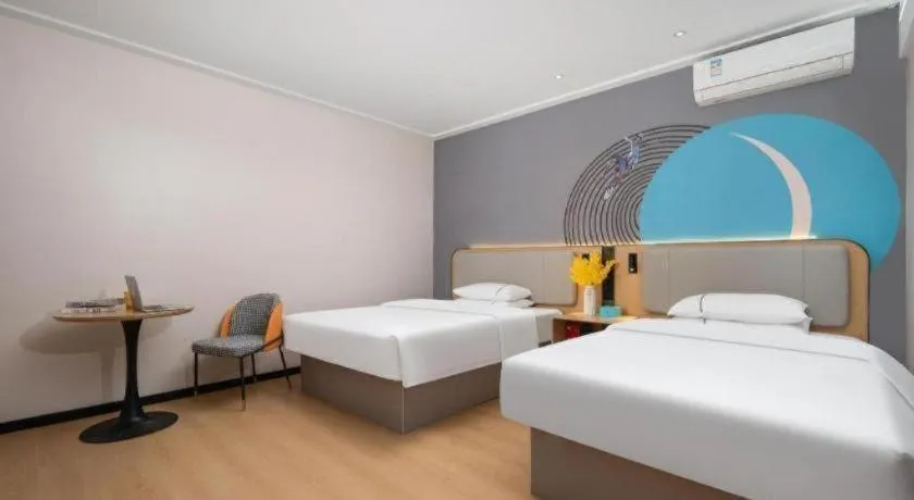 Bed in City Comfort Inn Wuhan Hankou Jiangtan