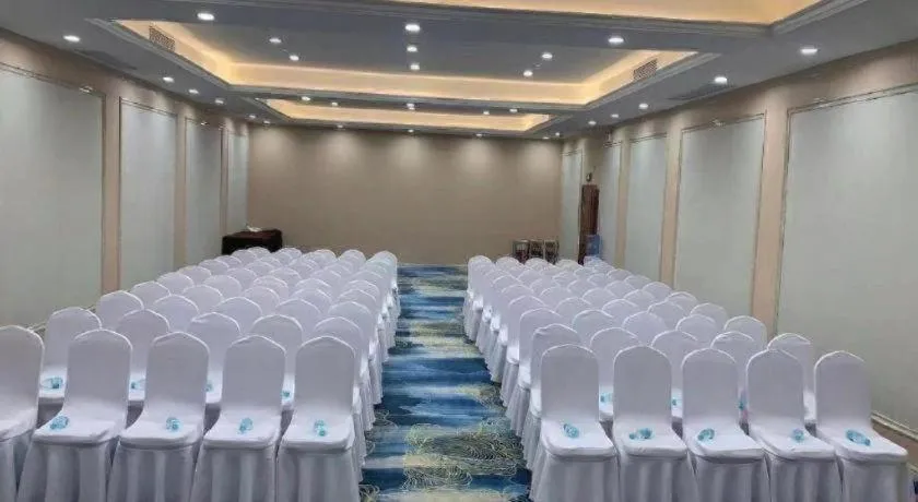 Echarm Hotel Guangzhou Changlong Shiqiao Metro Station