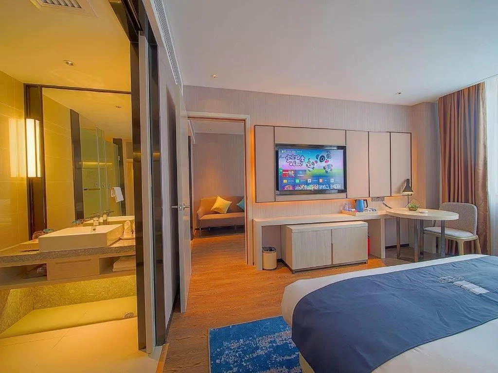 Bed in Echarm Hotel Guangzhou Changlong Shiqiao Metro Station