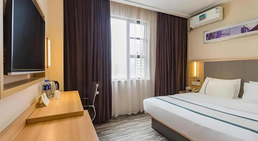 Bed in City Comfort Inn Guangzhou Tianhe District Tangxia Exhibition Center