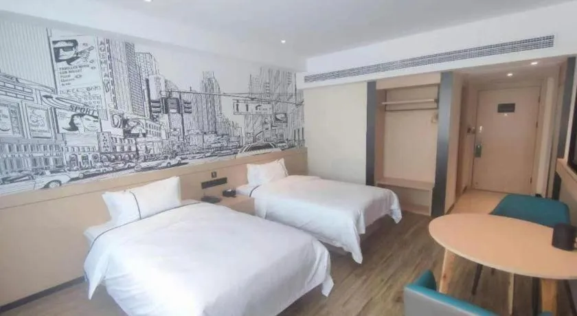 Bed in City Comfort Inn Wuhan Jinyinhu Garden Expo Park