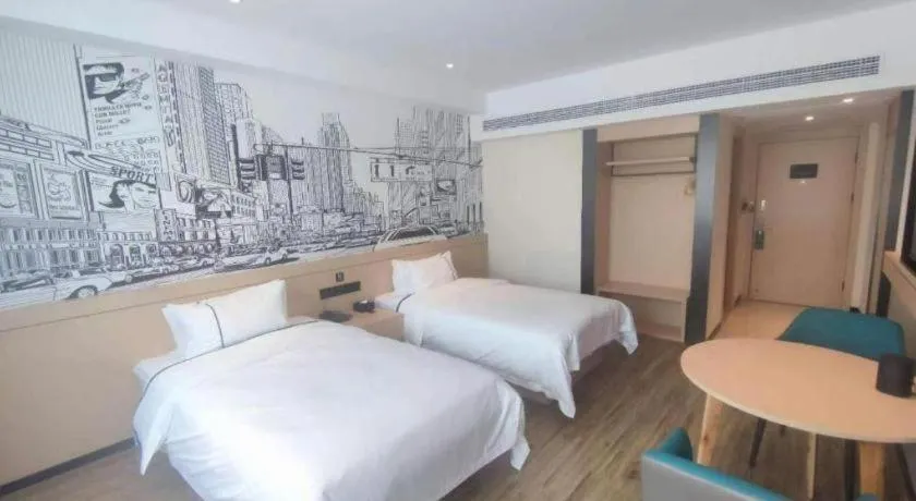 Bed in City Comfort Inn Wuhan Jinyinhu Garden Expo Park