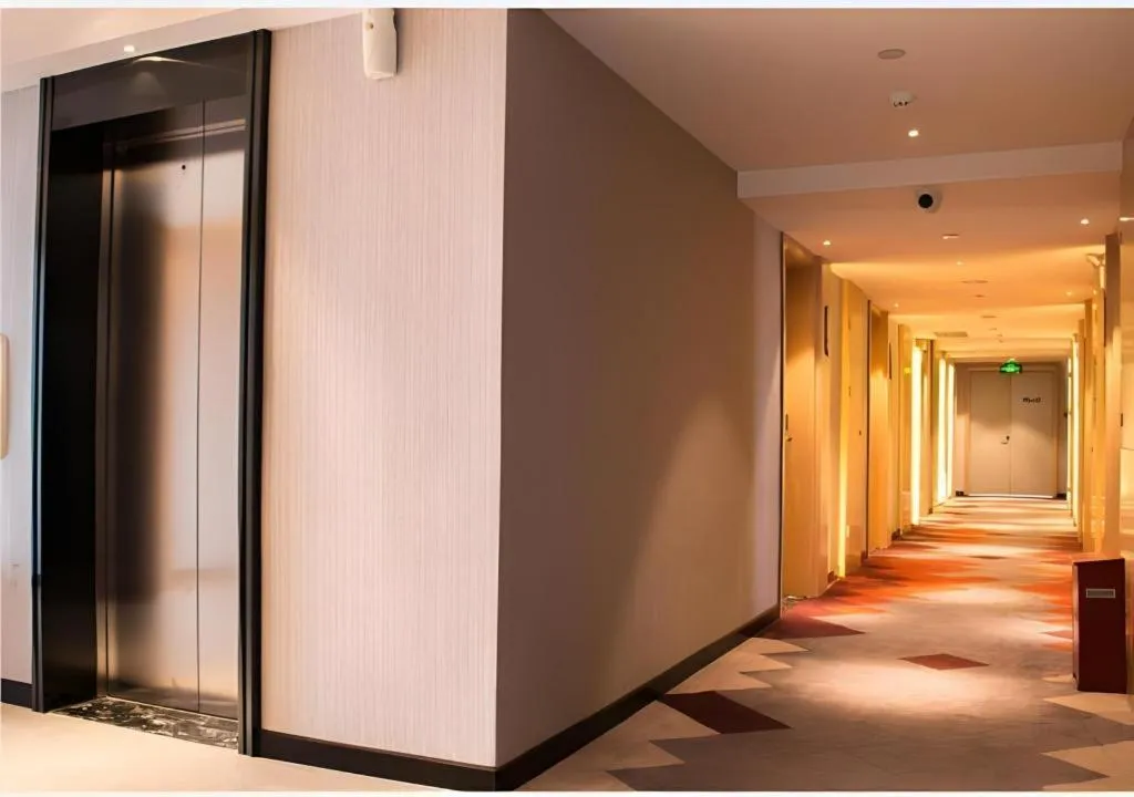 Borrman Hotel Puning International Commodity City Wantaihui