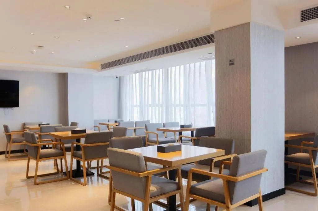 Borrman Hotel Puning International Commodity City Wantaihui