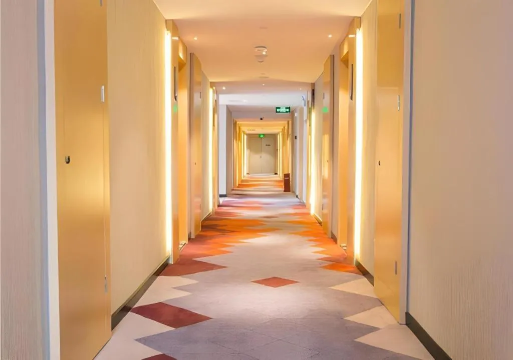 Borrman Hotel Puning International Commodity City Wantaihui