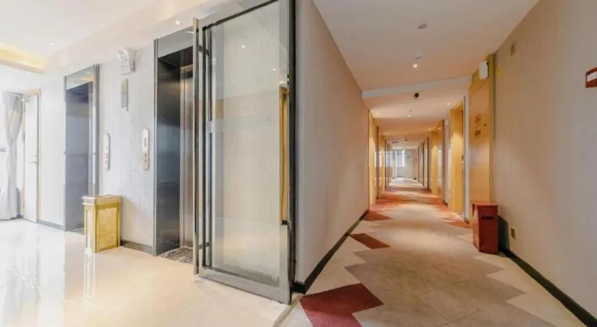 Borrman Hotel Puning International Commodity City Wantaihui