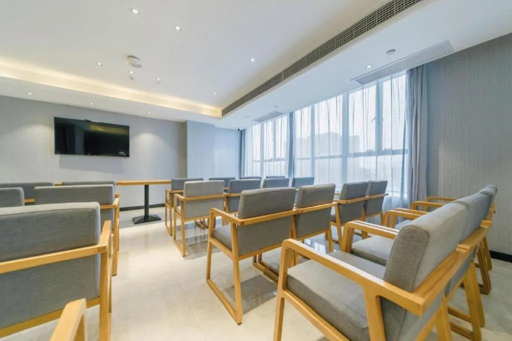 Borrman Hotel Puning International Commodity City Wantaihui