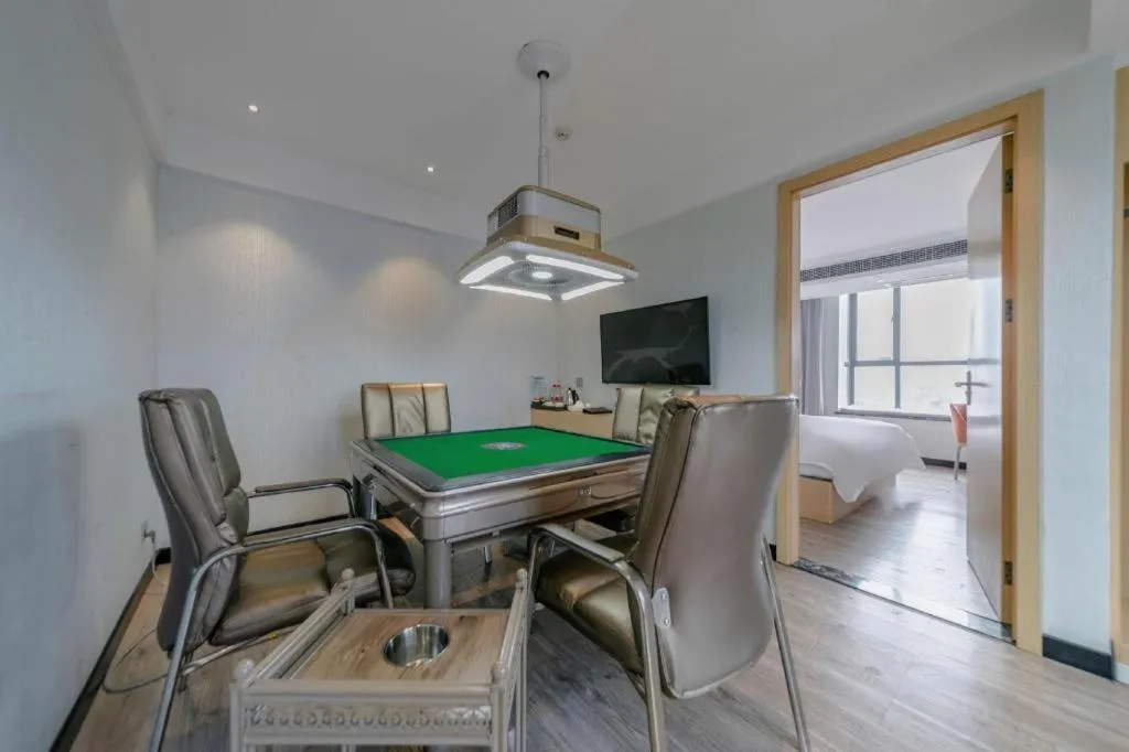 Borrman Hotel Puning International Commodity City Wantaihui