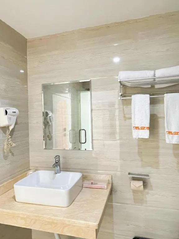 Jtour Inn Fengcheng Railway Station Jianyi Avenue Xincheng