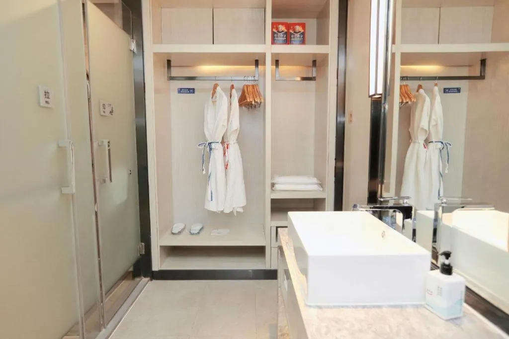 Echarm Hotel Changsha Guihua Park Metro Station