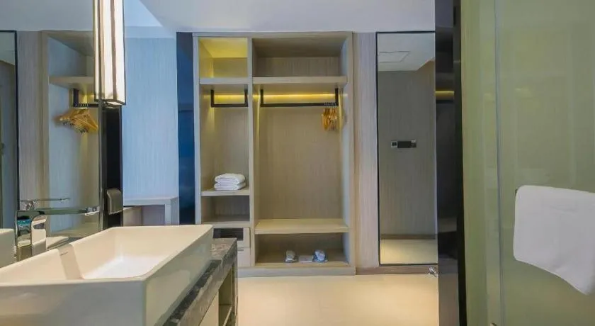 Echarm Hotel Xinyu Railway Station Baoshi Park