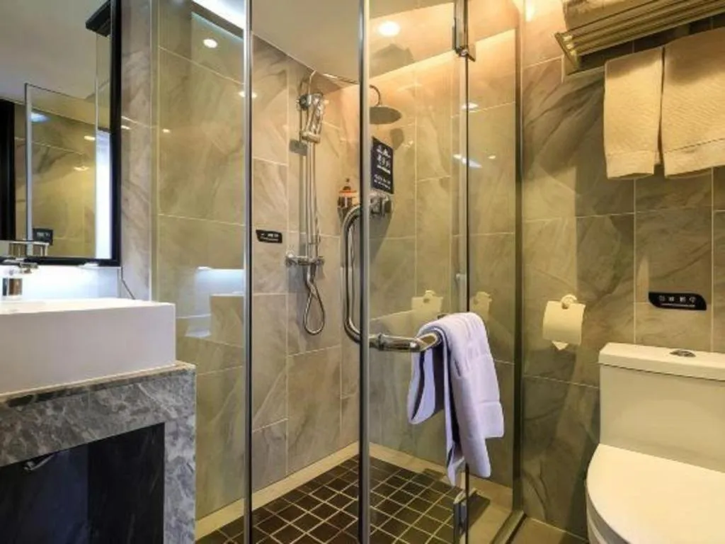 Immersing Hotel Guilin Two Rivers and Four Lakes Dongxi Alley