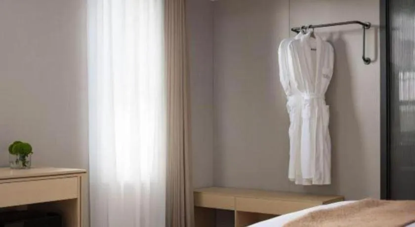 Immersing Hotel Guilin Two Rivers and Four Lakes Dongxi Alley