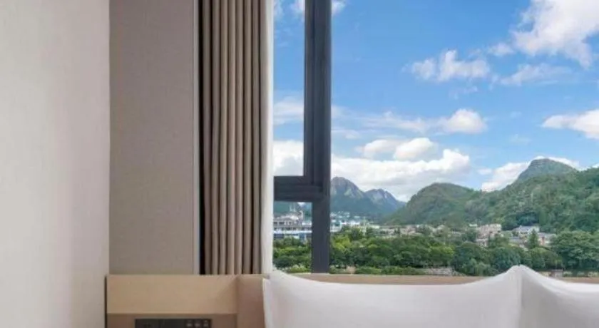 Immersing Hotel Guilin Two Rivers and Four Lakes Dongxi Alley