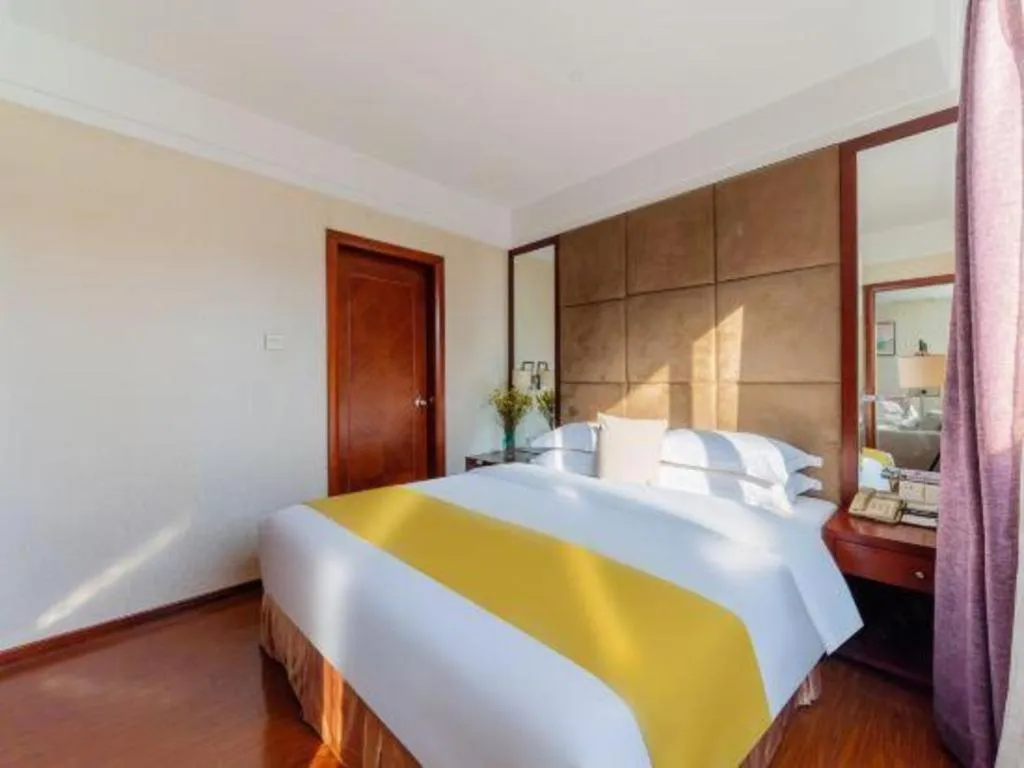 Bed in Borrman Hotel Guangzhou Changlong Shiqiao Metro Station