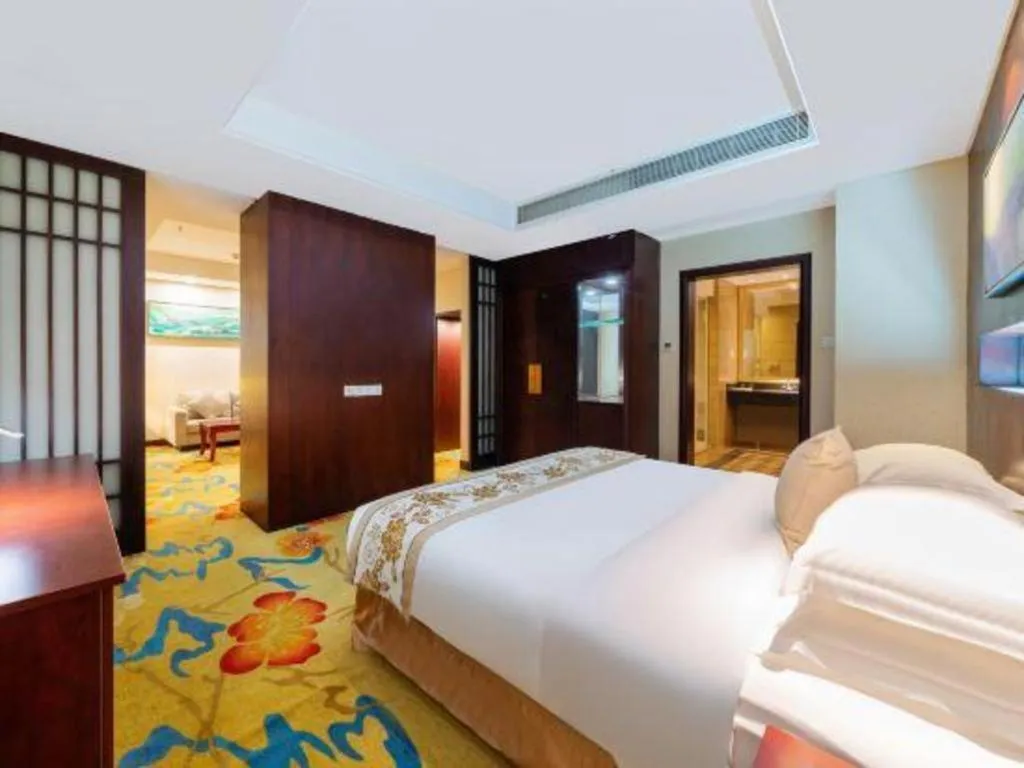 Bed in Borrman Hotel Guangzhou Changlong Shiqiao Metro Station