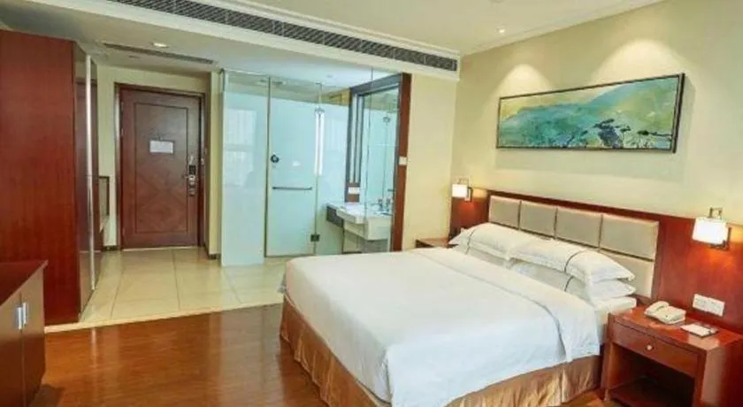 Bed in Borrman Hotel Guangzhou Changlong Shiqiao Metro Station