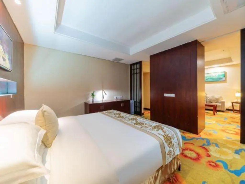 Bed in Borrman Hotel Guangzhou Changlong Shiqiao Metro Station