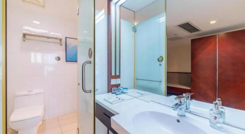 Borrman Hotel Guangzhou Changlong Shiqiao Metro Station