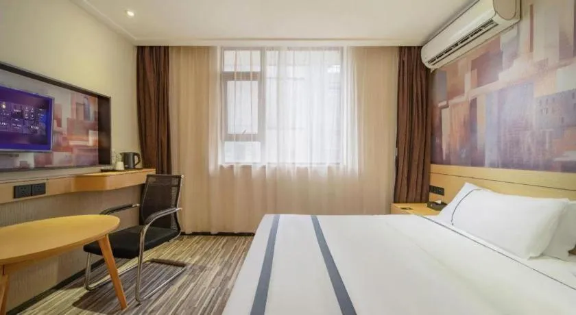 Bed in City Comfort Inn Wuhan Children's Hospital Xianggang Road Metro Station