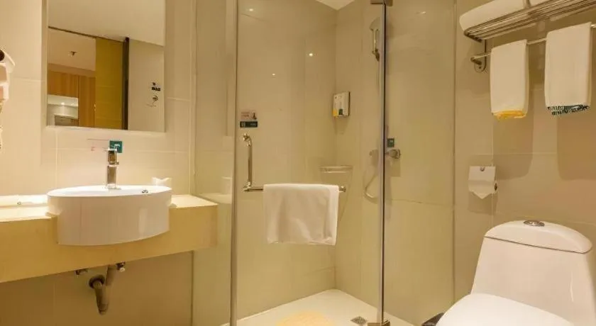 City Comfort Inn Wuhan Children's Hospital Xianggang Road Metro Station